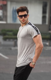 Мужская Футболка Madmext